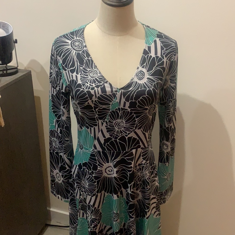 Signature Collection - Picture 3 of 15